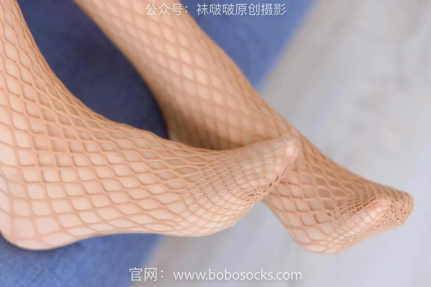 [BoBoSocks袜啵啵]NO.166 小甜豆稚予-板鞋、运动鞋、高跟鞋、白棉袜、蓝丝 [142P]插图3